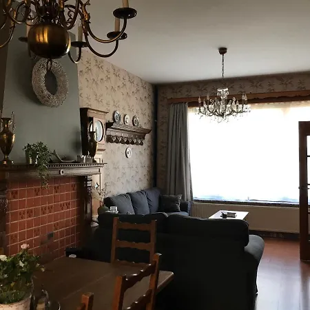 Les Colombages ディナン